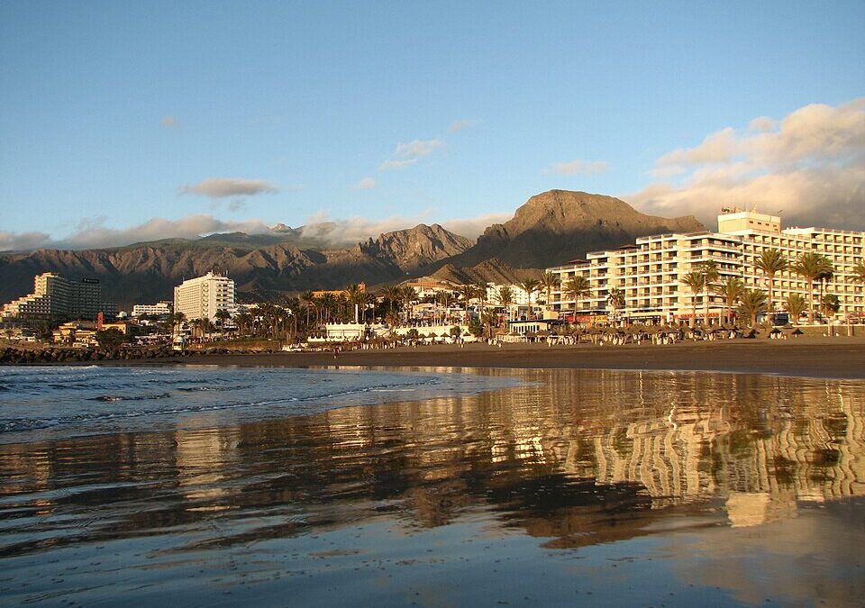 Las Américas Beach: The Heart of Tourism in Southern Tenerife